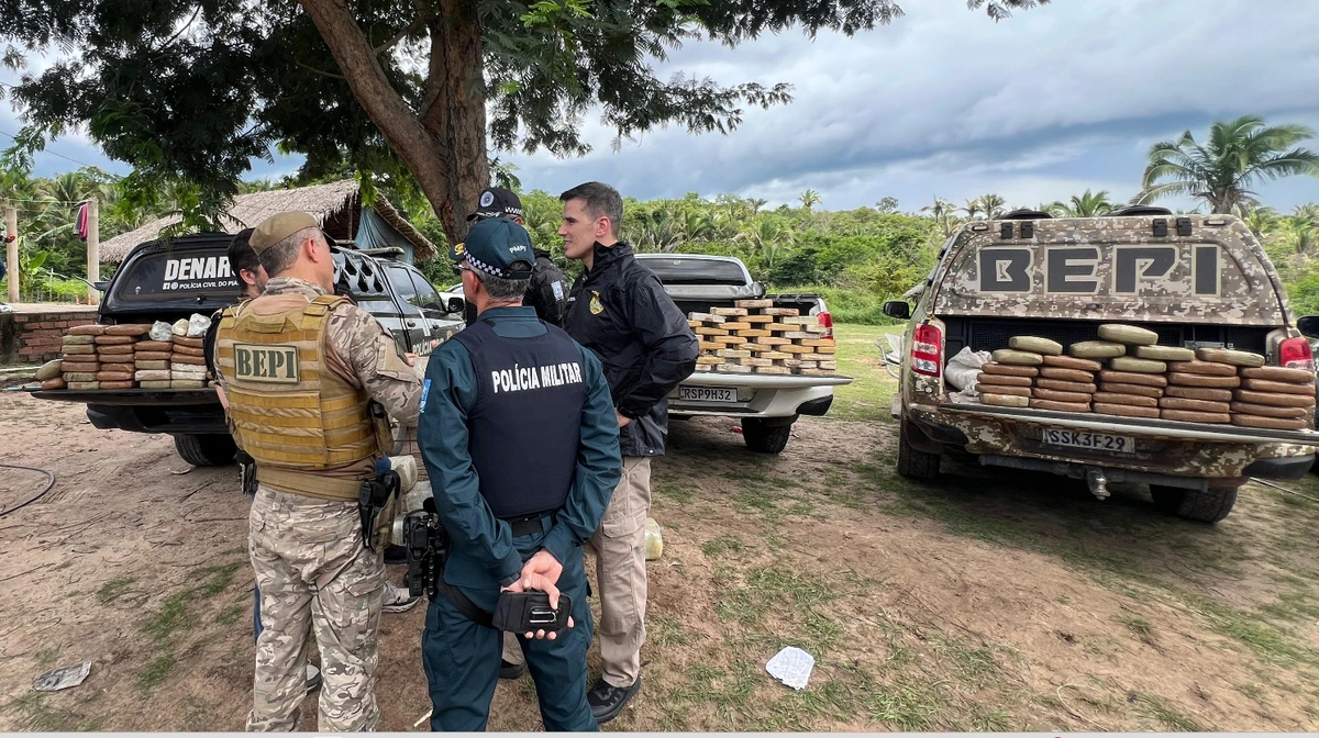 Droga apreendida pelas polícias civil e militar do Piauí em Caxias-MA