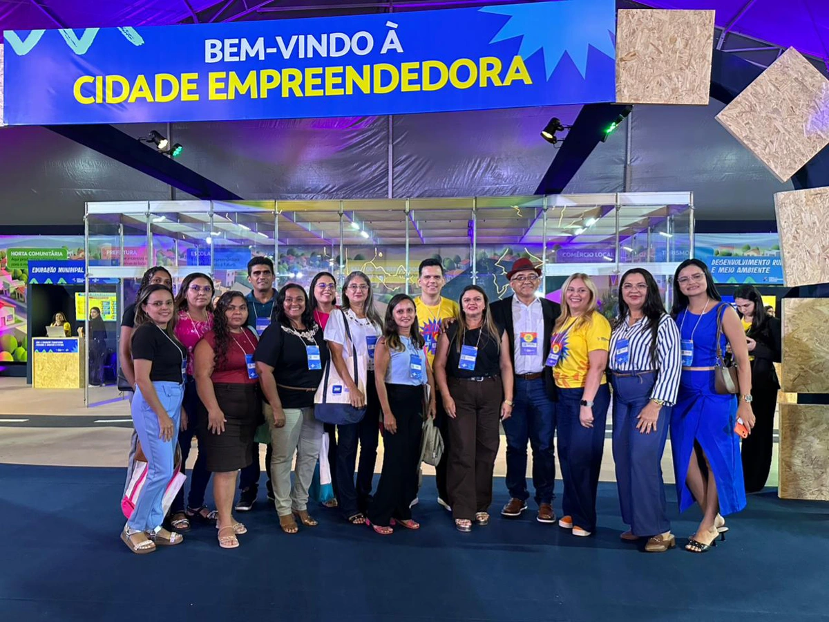 Empreendedores e o prefeito Abdoral Melo