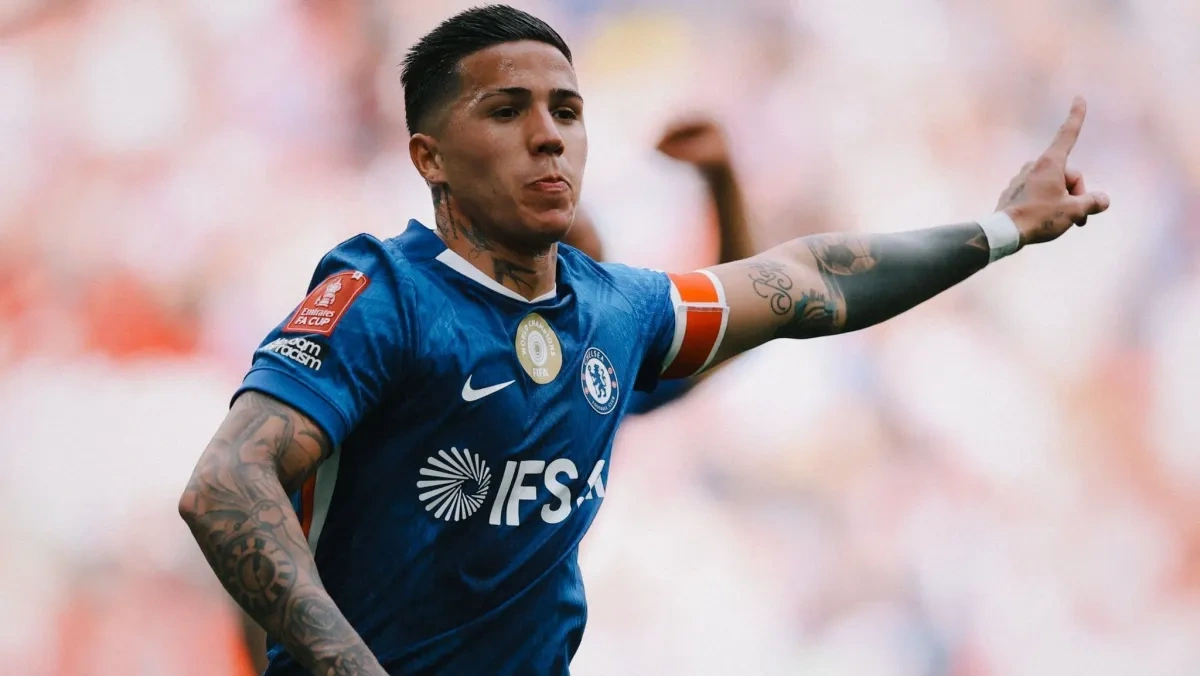 Enzo Fernández marcou o gol da classificação
