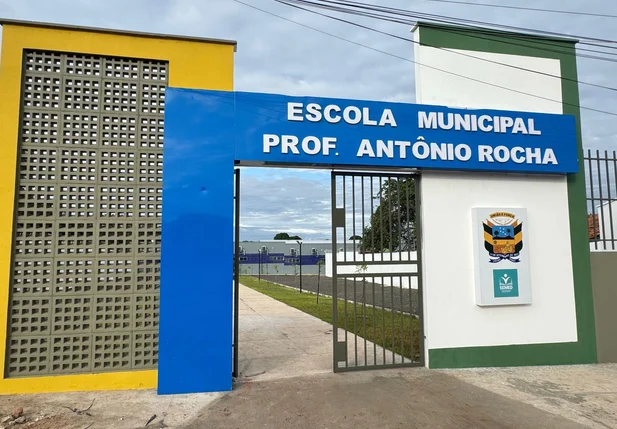 Escola Municipal em União