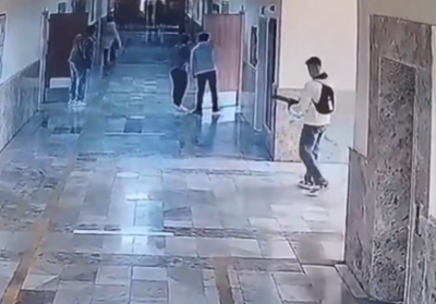 Ex-aluno abre fogo em escola na Turquia e deixa 16 feridos