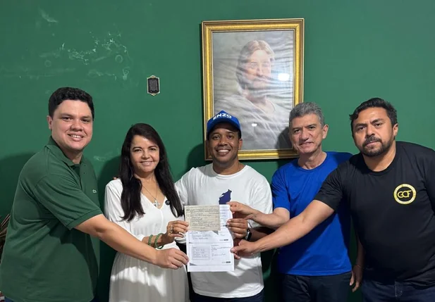 Filiação de Enzo Samuel ao Partido Verde (PV)