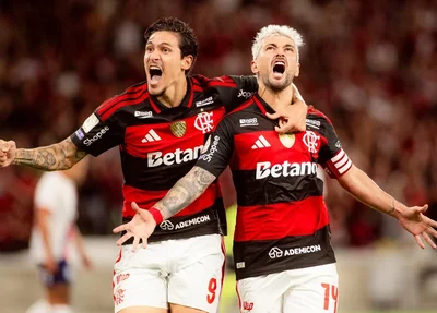 Flamengo vence Bahia pelo Brasileirão