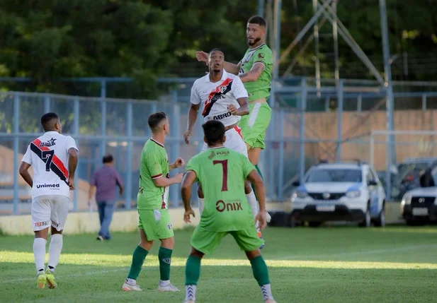 Fluminense-PI fica no empate com Ferroviário na primeira rodada da Série D