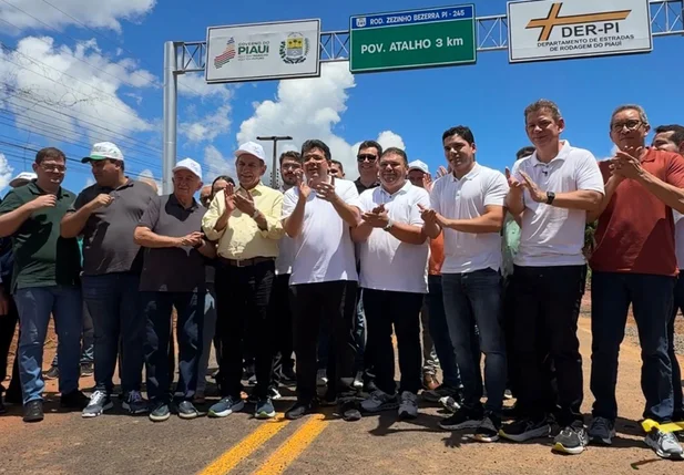 Governador inaugura rodovia em São João do Piauí