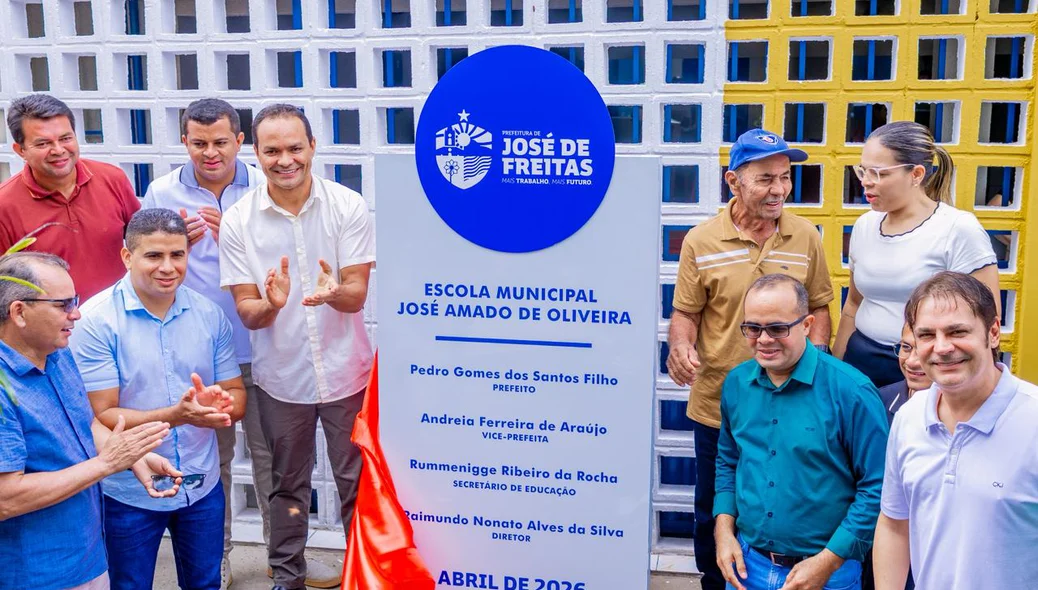 Inauguração da Escola Municipal José Amado de Oliveira