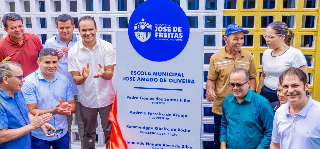 Inauguração da Escola Municipal José Amado de Oliveira