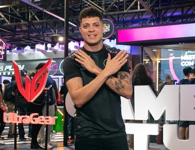 Influenciador Lúcio dos Santos Lima, o Cerol