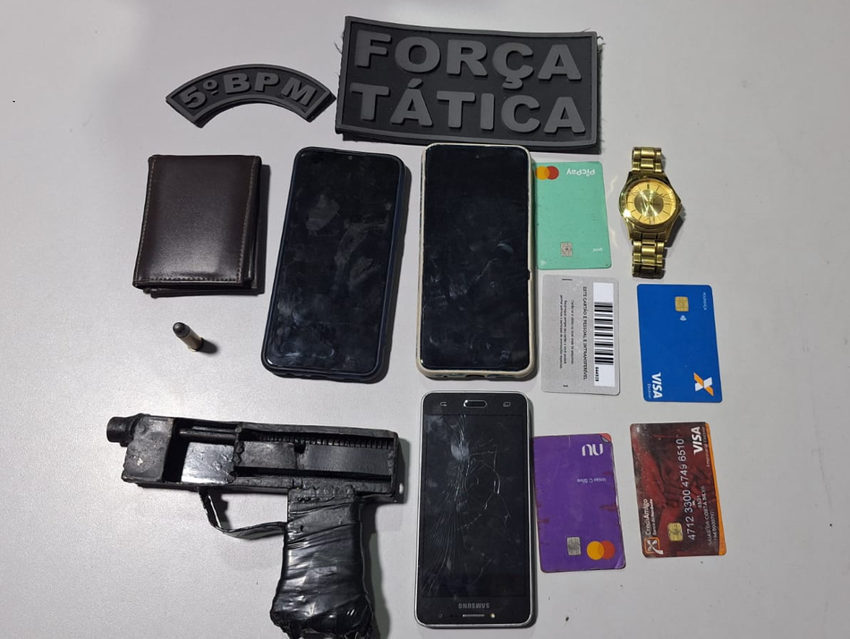 Material apreendido durante ação policial