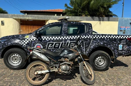 Moto recuperada pela Polícia Militar