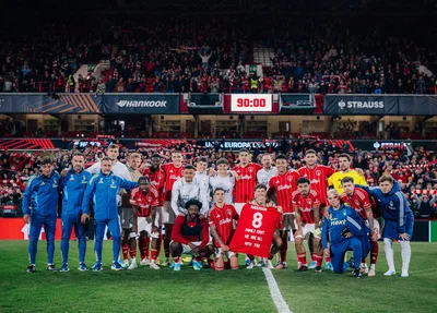 Nottingham Forest avaçou às semifinais da Europa League