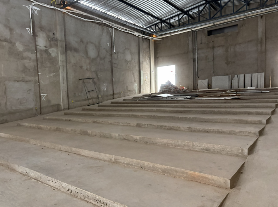 Obras de modernização do Teatro Diniz Chaves avançam