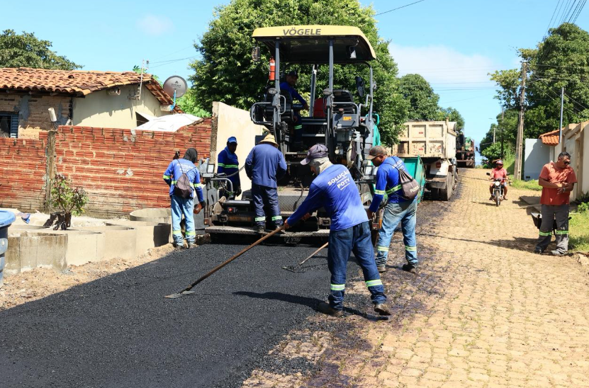 Obras de pavimentação asfáltica