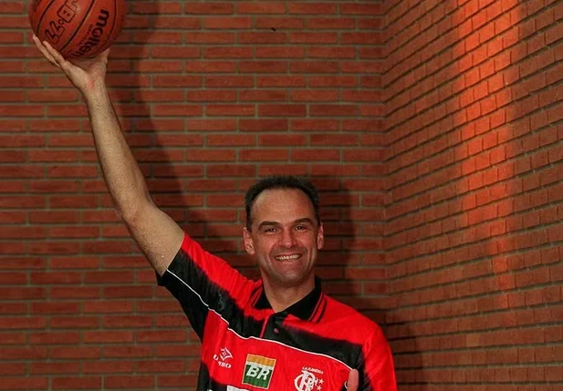 Oscar defendeu o Flamengo entre 1999 e 2003