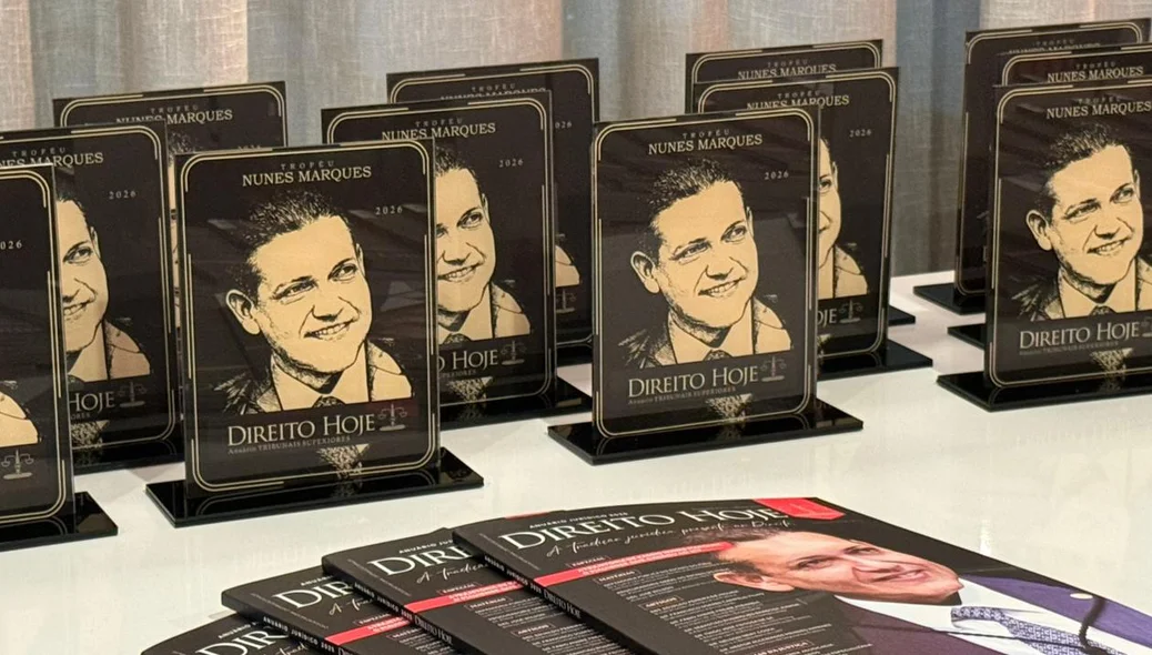 Placas em homenagem a Nunes Marques