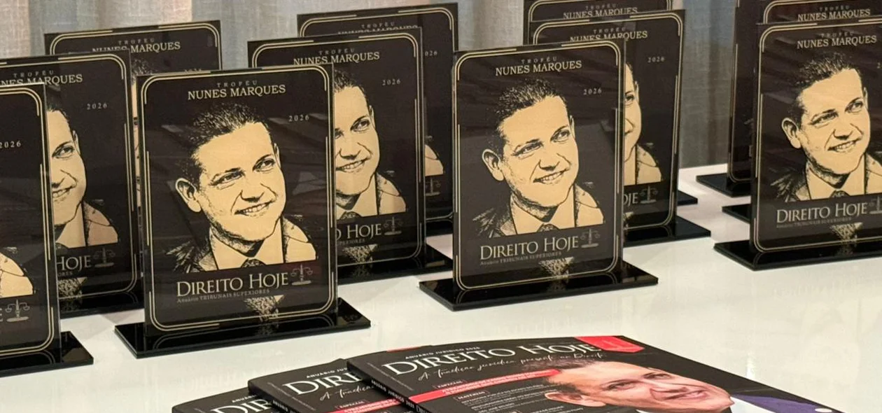 Placas em homenagem a Nunes Marques