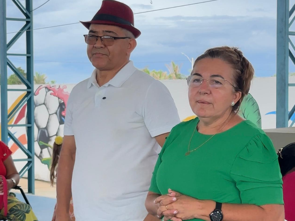 Prefeito Abdoral Melo e a secretária municipal de Saúde, Vilma Lima