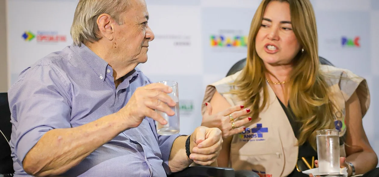 Prefeito Sílvio Mendes e a superintendente do Ministério da Saúde no Piauí, Antônia Leal