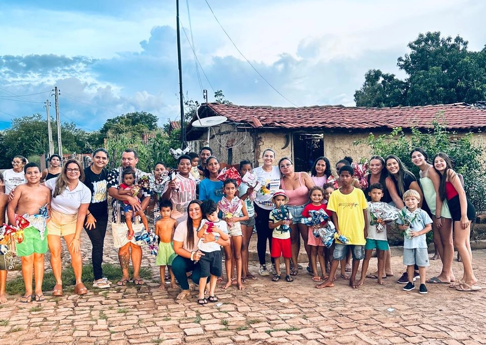 Prefeitura de Alto Longá distribui 400 ovos para crianças de comunidades