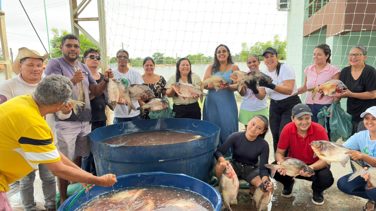 Prefeitura de São João do Arraial distribui 3,5 toneladas de peixes a famílias carentes