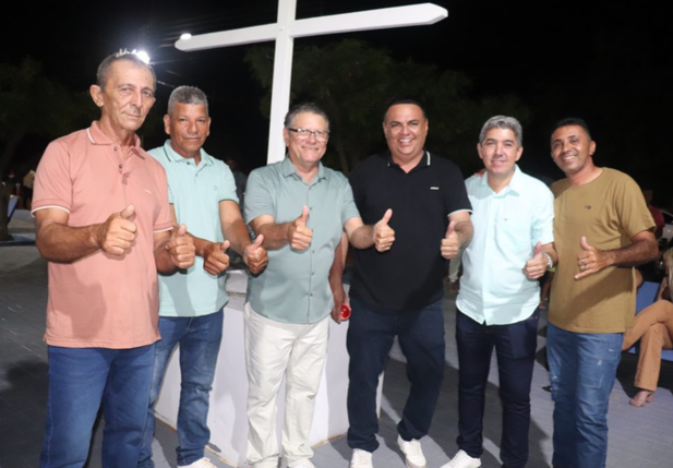 Prefeitura de São Raimundo Nonato entrega Praça da Capela de Santo Expedito na comunidade Novo Zabelê
