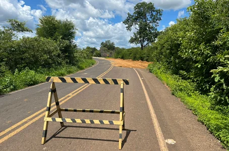 Prefeitura de Sigefredo Pacheco inicia obra de ampliação da pista de caminhada