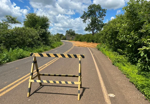 Prefeitura de Sigefredo Pacheco inicia obra de ampliação da pista de caminhada
