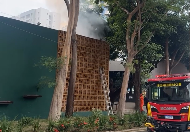 Princípio de incêndio atinge restaurante Zio Cucina em Teresina