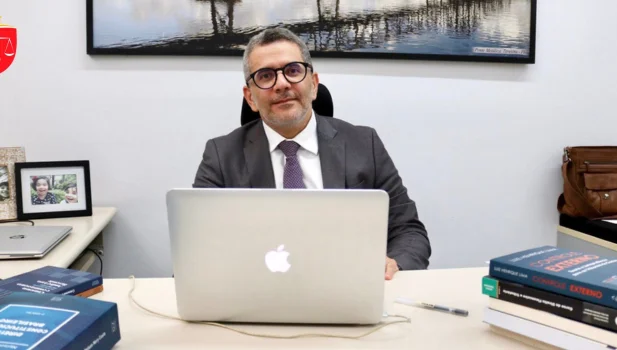 Procurador Leandro Maciel do Nascimento
