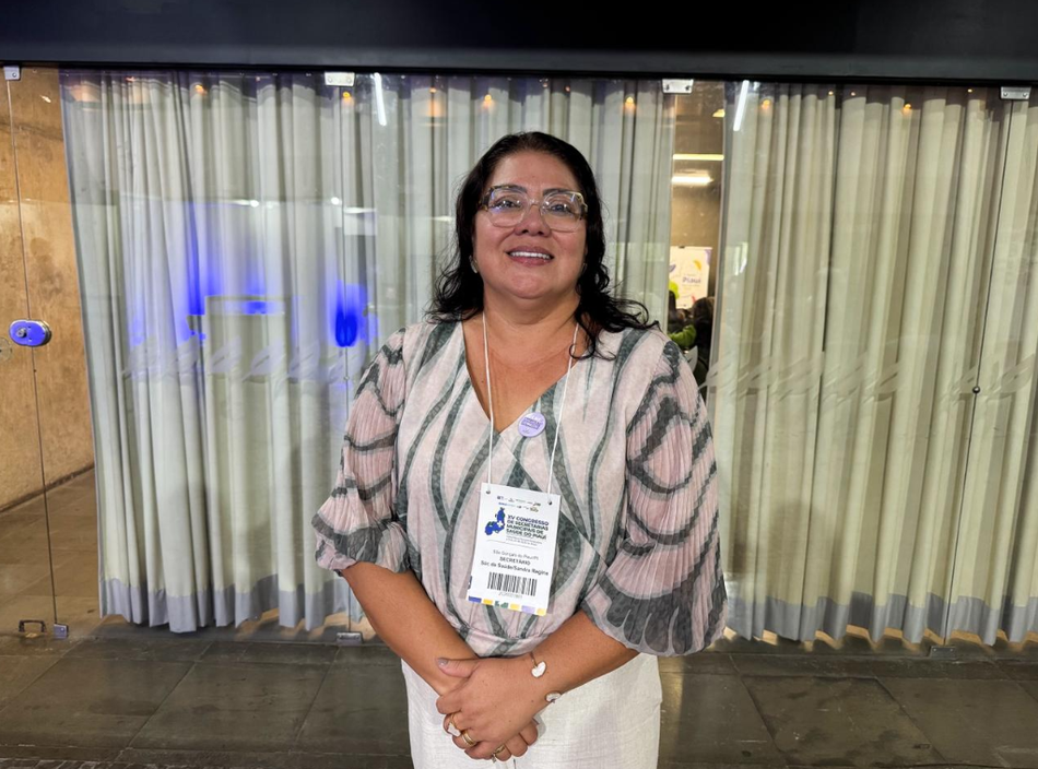 Secretária Sandra Regina