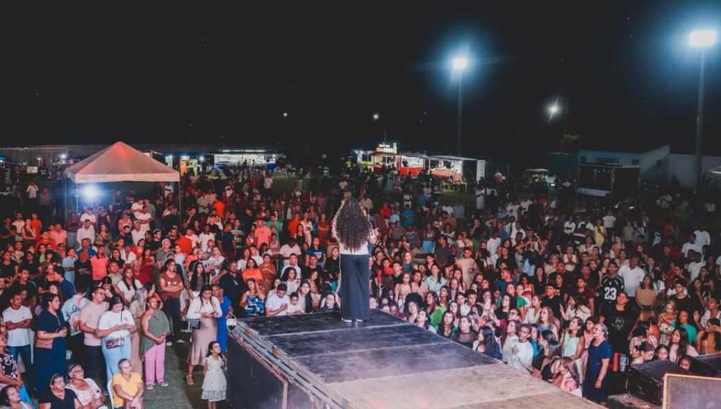 Show da cantora Kemilly Santos