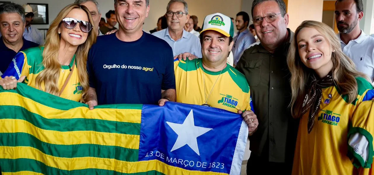 Tiago Junqueira com Flávio Bolsonaro
