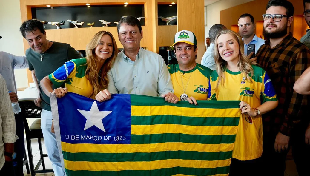 Tiago Junqueira com Tarcísio de Freitas