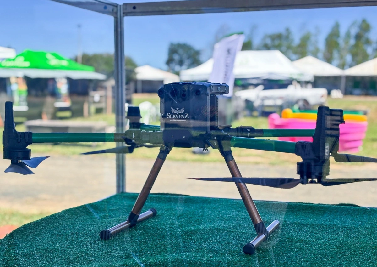 A utilização de drones em rondas aéreas programadas também integra a estratégia de vigilância