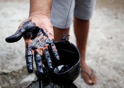 Agricultor encontra petróleo "cru" durante perfuração de poço no Ceará