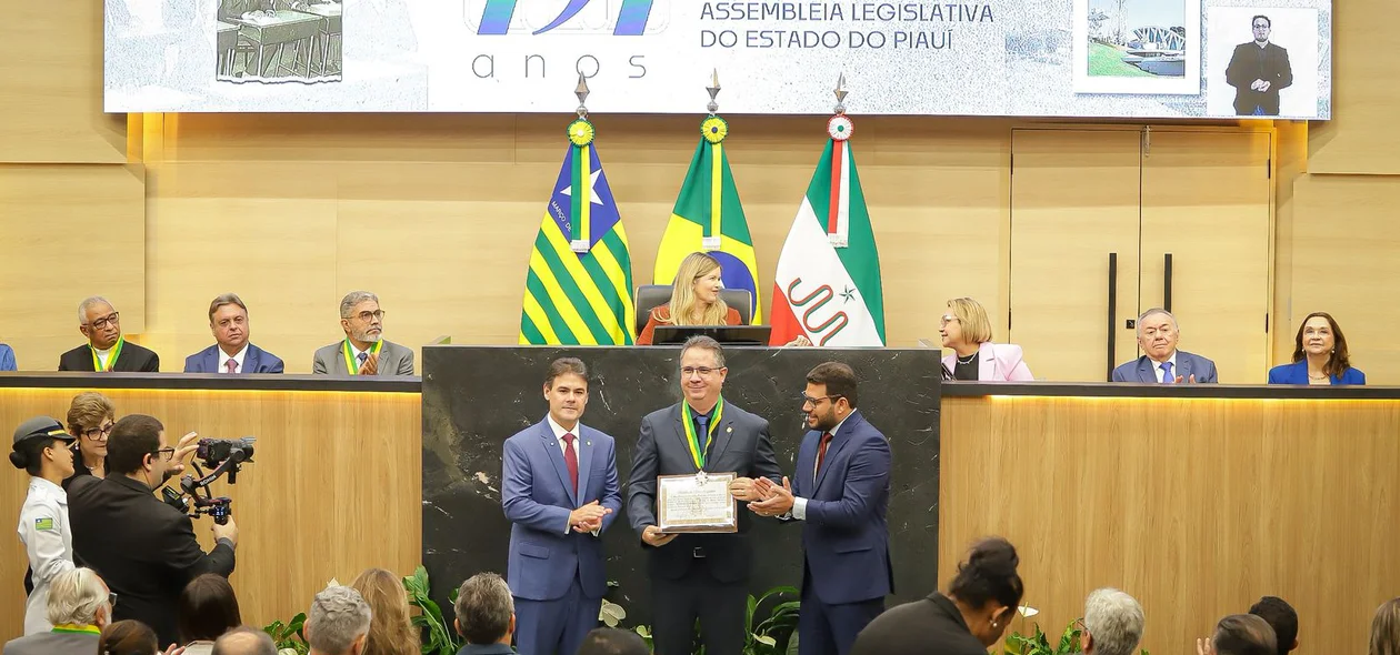 Alepi realiza sessão solene em homenagem ao aniversário da Casa