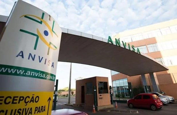 Anvisa proíbe produtos e determina recolhimento após inspeção sanitária