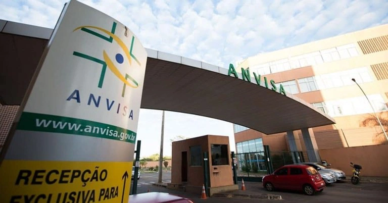 Anvisa proíbe produtos e determina recolhimento após inspeção sanitária