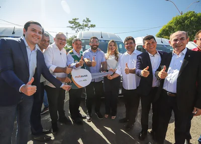 Autoridades presentes
