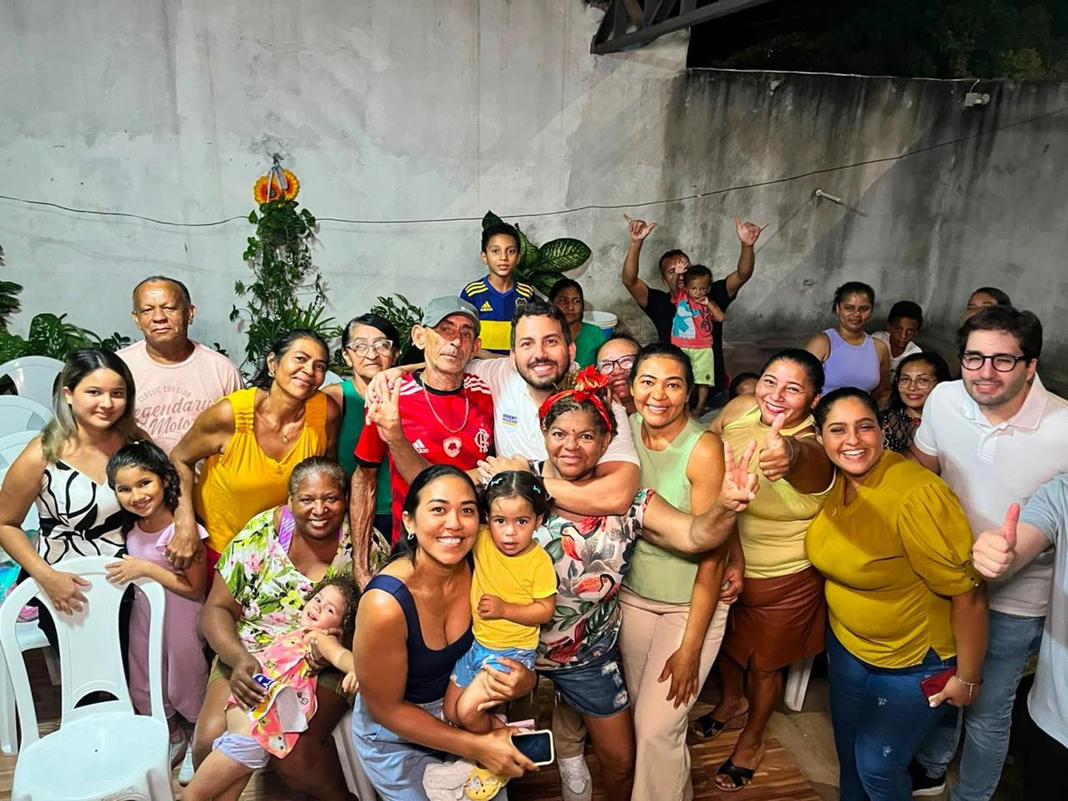 Breno Macedo com lideranças