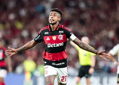 Bruno Henrique marcou dois gols na vitória do Flamengo sobre o Cusco