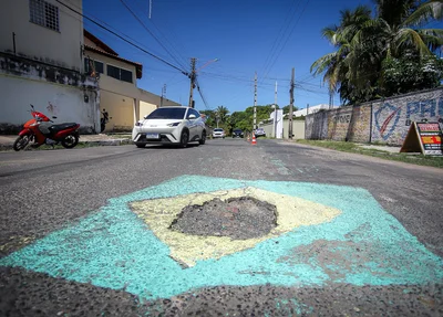 Buraco na zona sudeste de Teresina