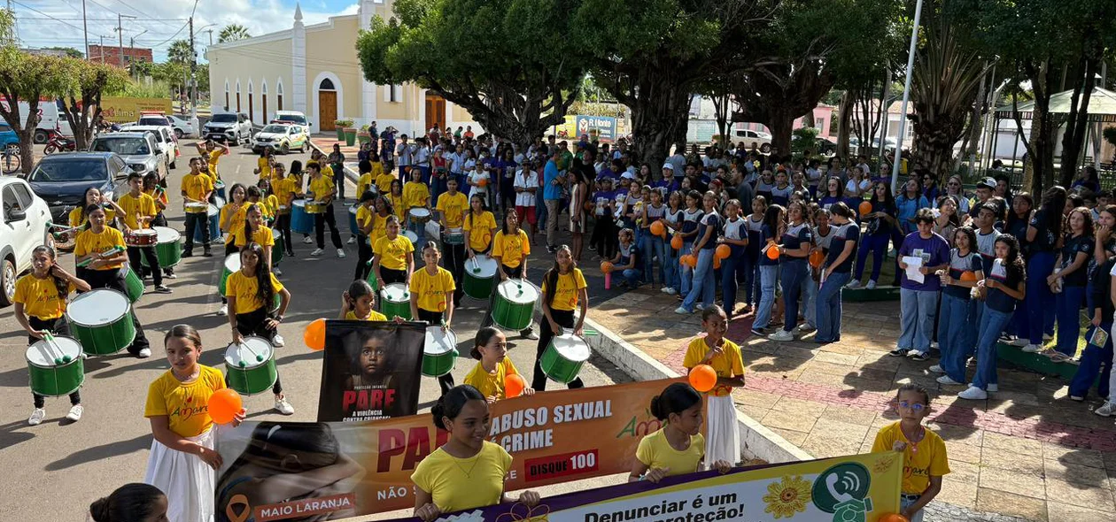 Caminhada da campanha #FaçaBonito reforçou a importância da denúncia contra qualquer forma de violência infantil.