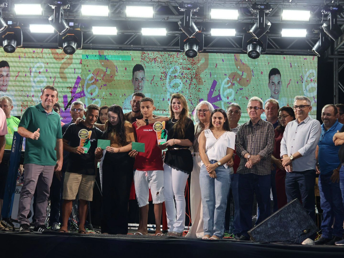 Campeões de torneios na comunidade Embiratanha