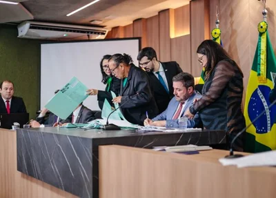CCJ da Alepi aprova pedido de empréstimo do governador Rafael Fonteles