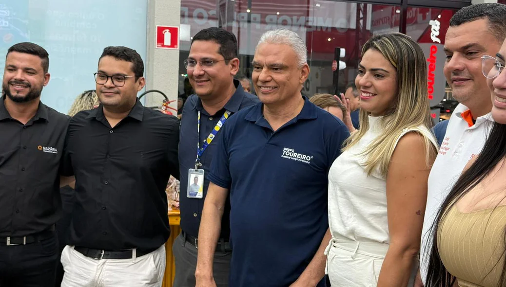 Celebração da inauguração da nova loja do Grupo Toureiro