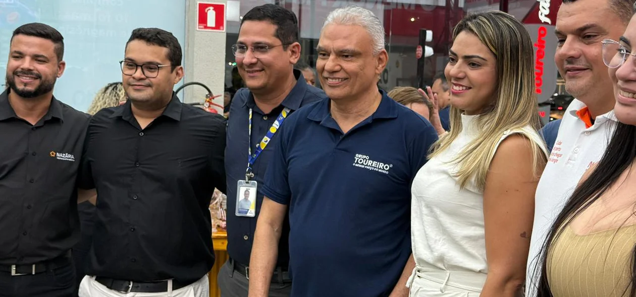 Celebração da inauguração da nova loja do Grupo Toureiro