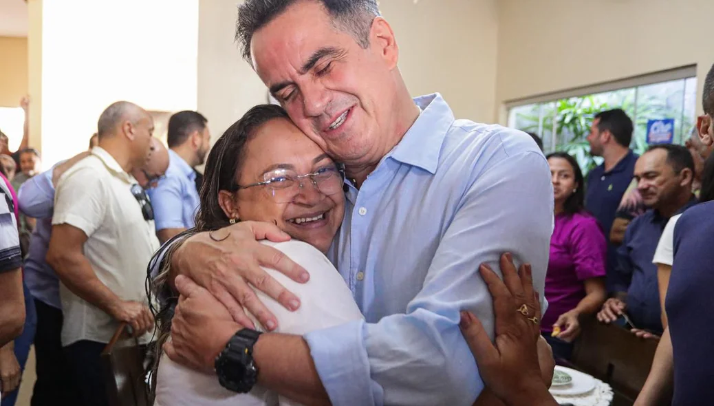Ciro Nogueira com apoiadora