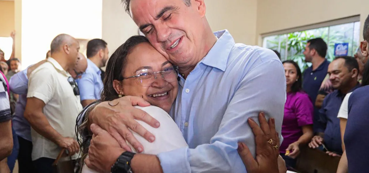 Ciro Nogueira com apoiadora