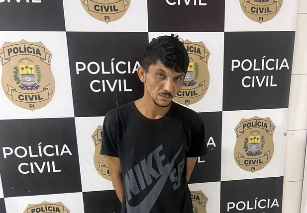 David Carvalho, foragido da Justiça